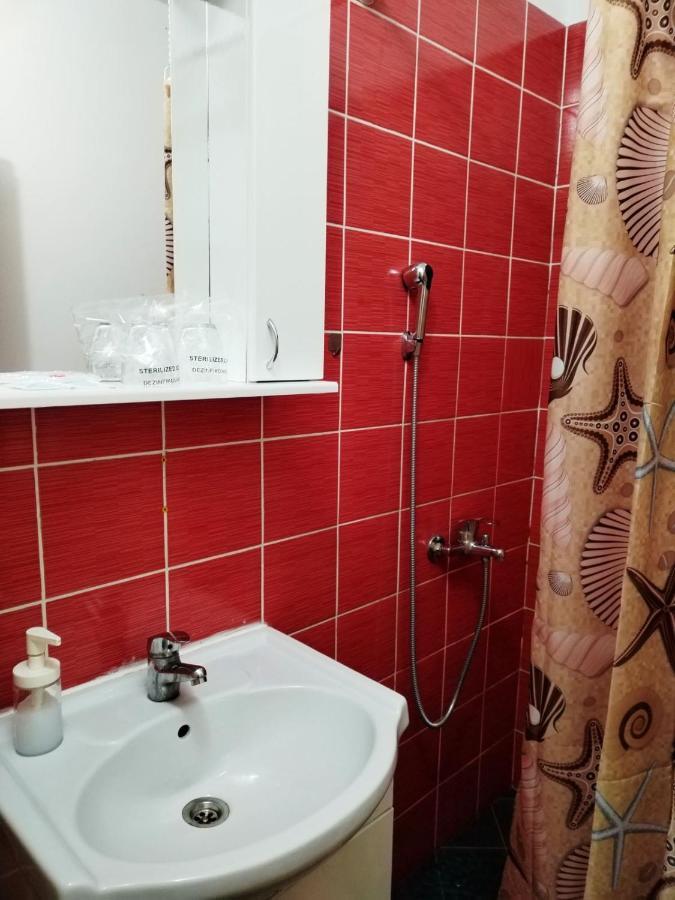 Fun Rooms Sobe Prenociste Borca Bagian luar foto